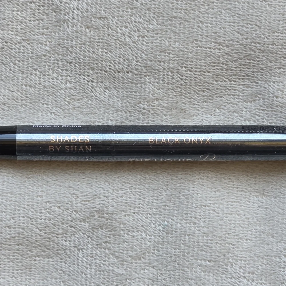 😍SHADES BY SHAN Liquid Eyeliner
